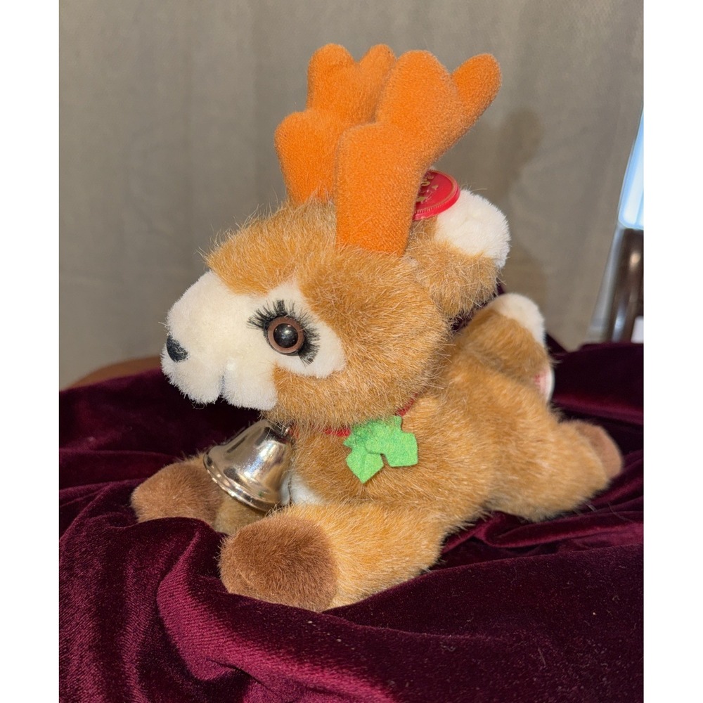 Vintage Russ 836 Plush Starlight Reindeer Stuffed Animal 8" L Eyelashes w/ Bell